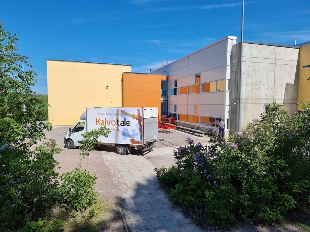 Toimitilan solskyddsfilmerna