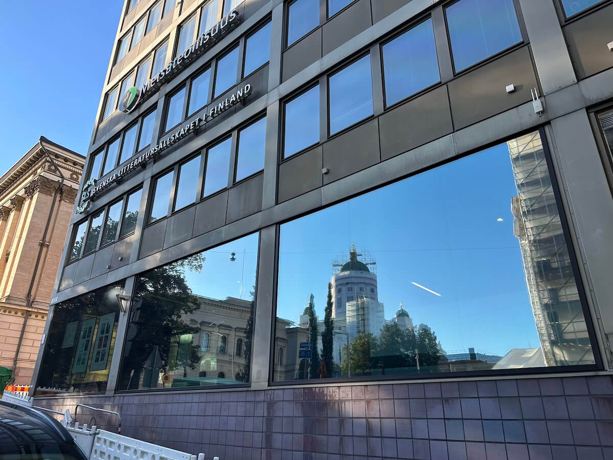 Snelmanninkatu fönsterfilmerna